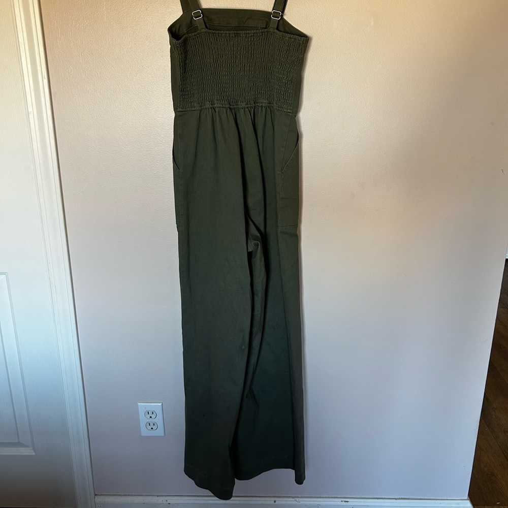 Hollister Women's Green Cargo Jumpsuit - Size XSmall